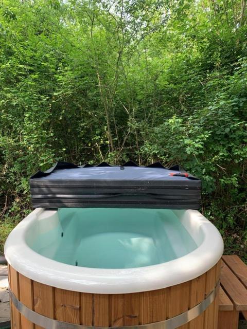 Hotel Dgg Woodland Escape South Barrow Esterno foto